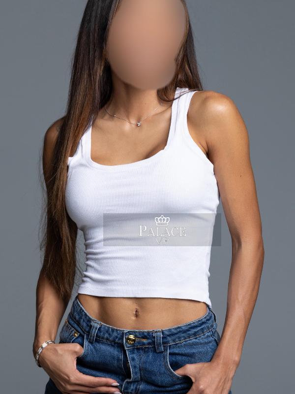 Giovanna, Earls Court, Portuguese Escort