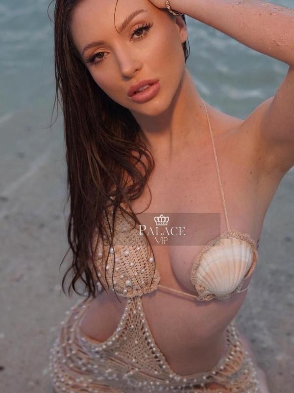 Ivanka, Earls Court, Brazilian Escort