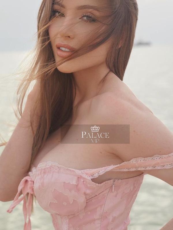 Ivanka, Earls Court, Brazilian Escort