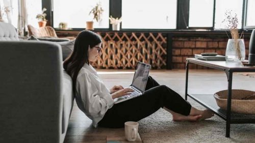 girl working on her laptop