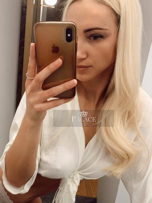 Lina, , Russian Escort