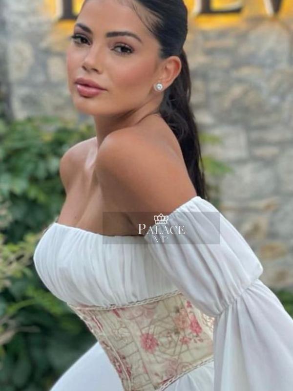 Yuliet, Bayswater, Cuban Escort