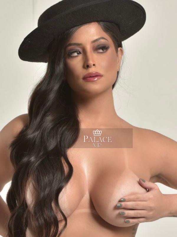 Alina, Earls Court, Portuguese  Escort