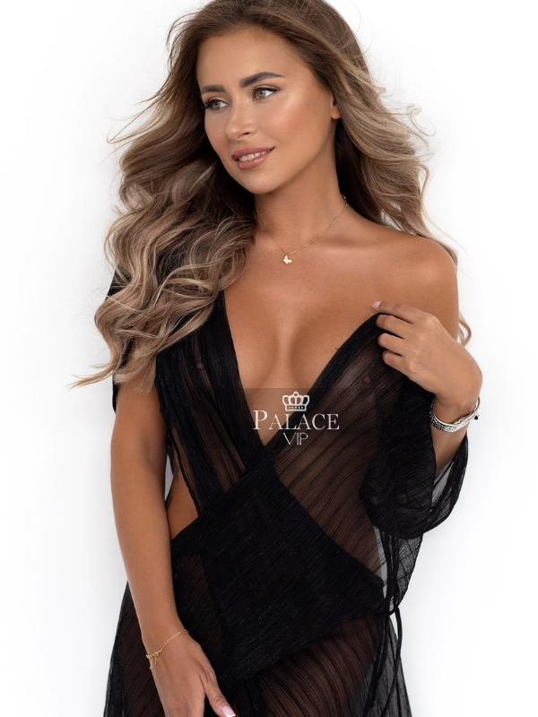 Yuliya, Kensington, Russian Escort