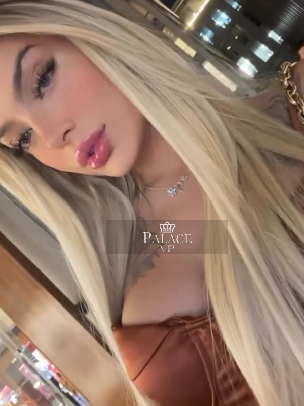 Ivana  (23)