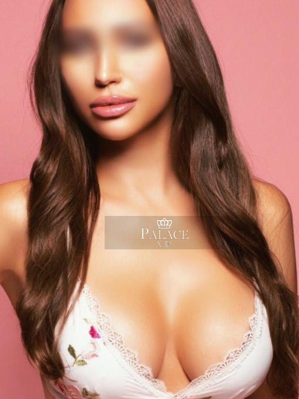 Sophia, Knightsbridge, Russian Escort