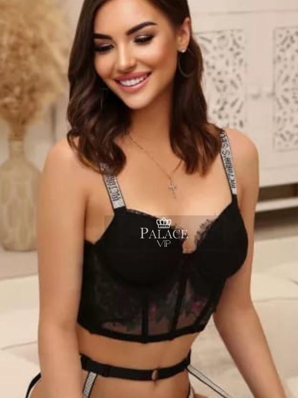 Yana, Earls Court, Russian Escort