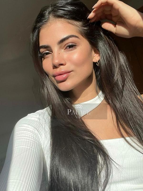 Yuliet, Bayswater, Cuban Escort