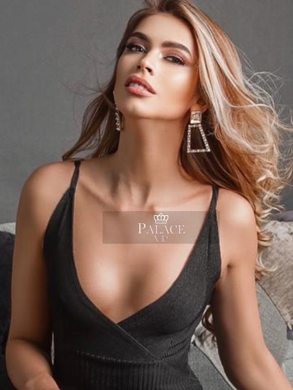 Mia, Chelsea, Eastern European Escort