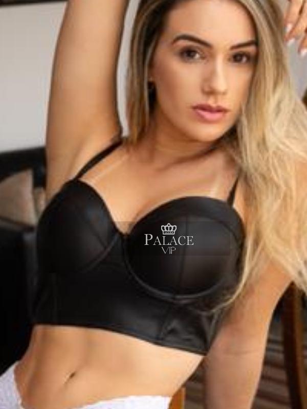 Valerianna, South Kensington, Brazilian Escort