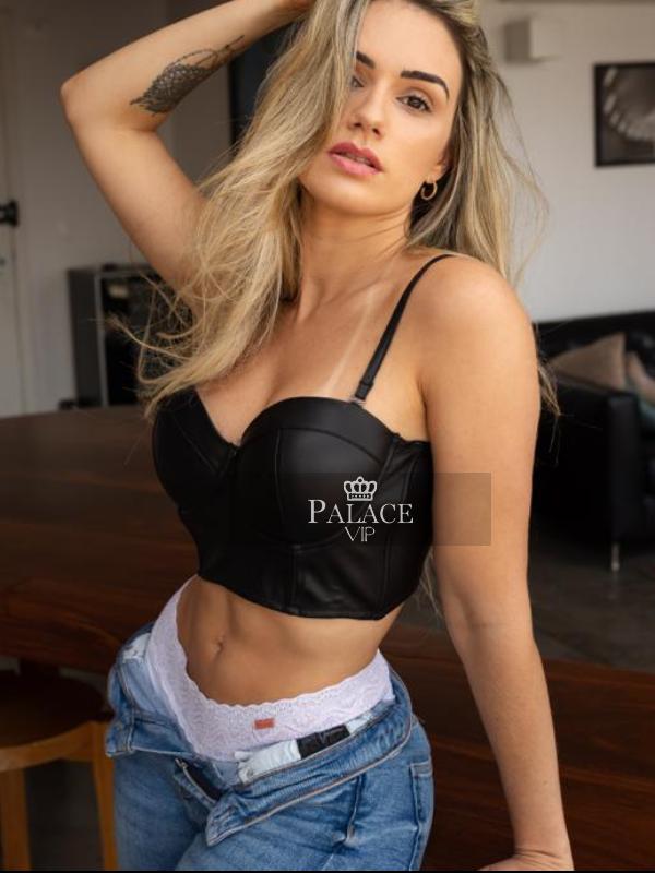 Valerianna, South Kensington, Brazilian Escort