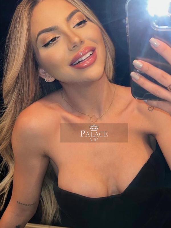 Viky, Mayfair, Brazilian Escort