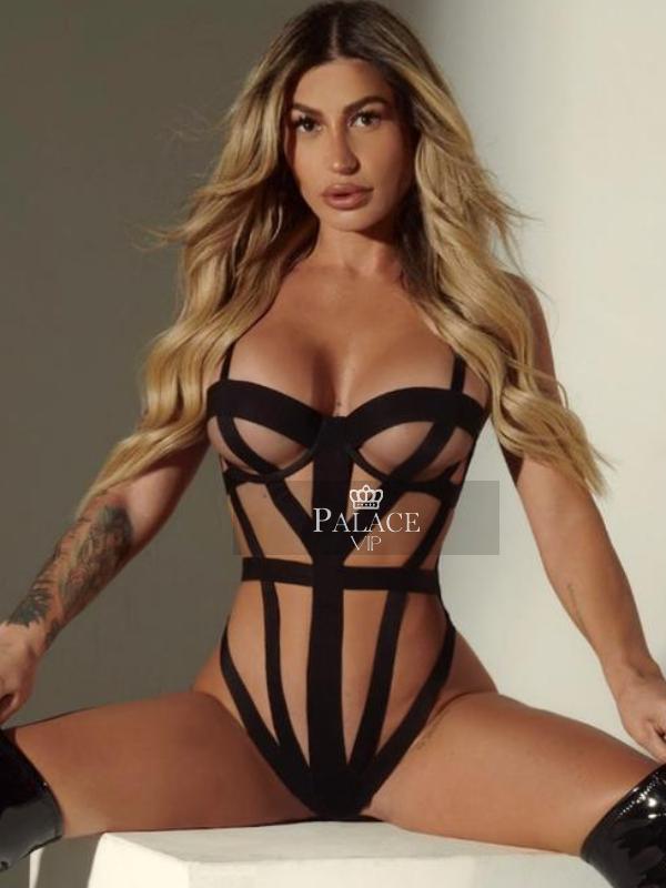 Lorena, Outcall Only, Romanian Escort