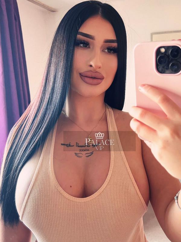 Emily, Earls Court, European Escort