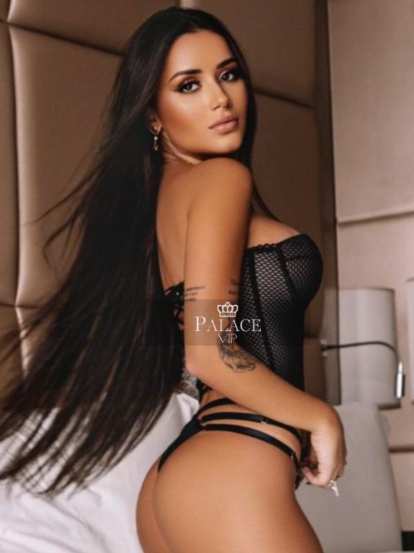 Gabi, South Kensington, Brazilian  Escort