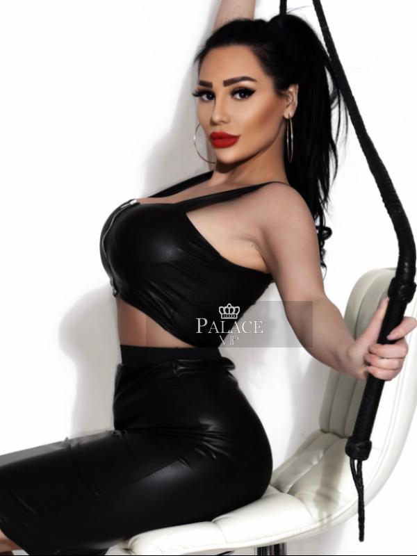 Alya, Kensington, Eastern European Escort
