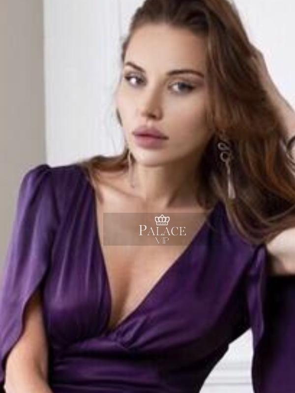 Valentina, Knightsbridge, Russian Escort