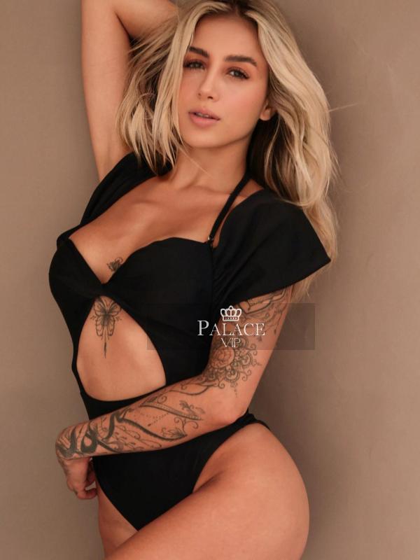 Gabi, South Kensington, Brazilian Escort