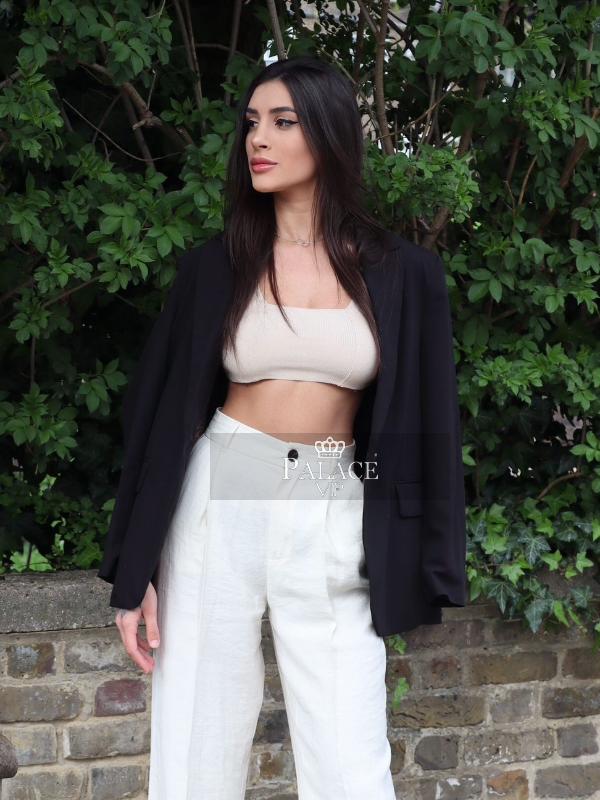 Julie, , Brazilian Escort