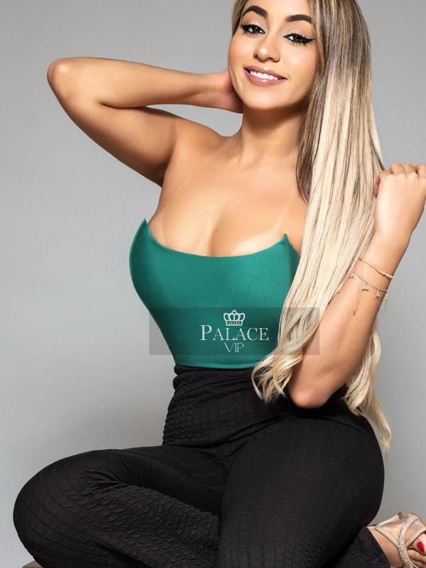 Jully, , Brazilian Escort