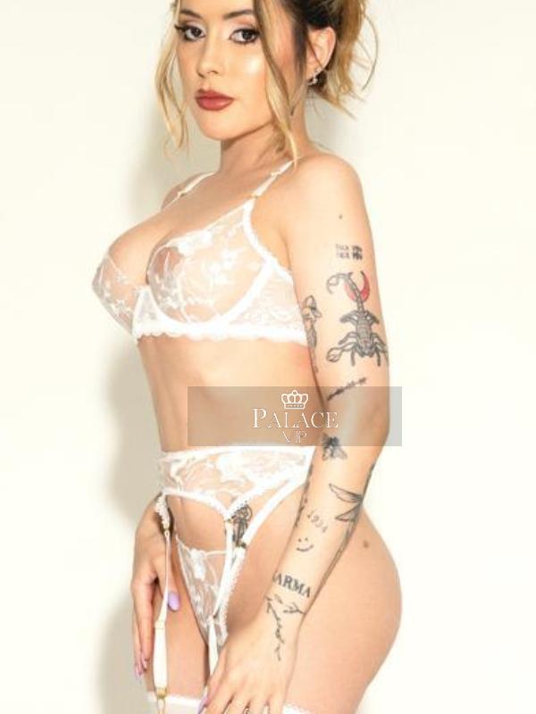 Alexa, Earls Court, Brazilian Escort