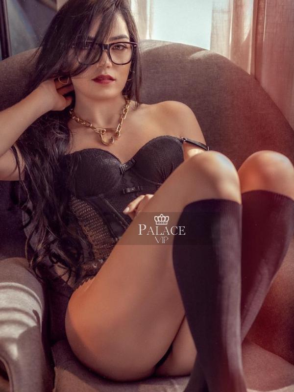 Dida, Mayfair, Brazilian Escort