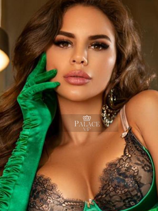 Valeri, , Brazilian Escort