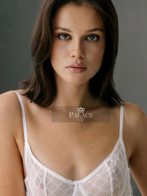 Slava, Queensway, Russian Escort