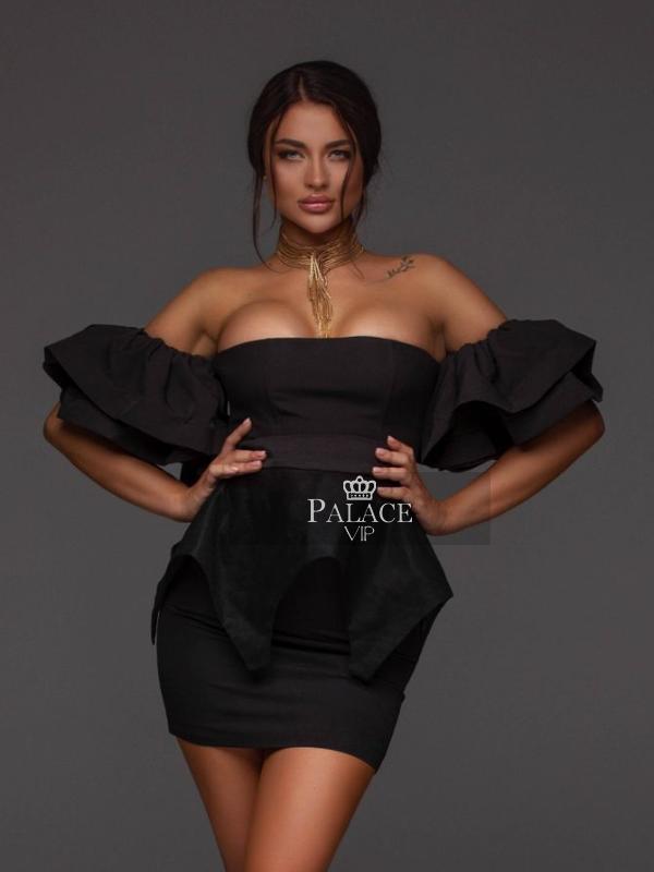 Naomi, Kensington, Ukrainian Escort