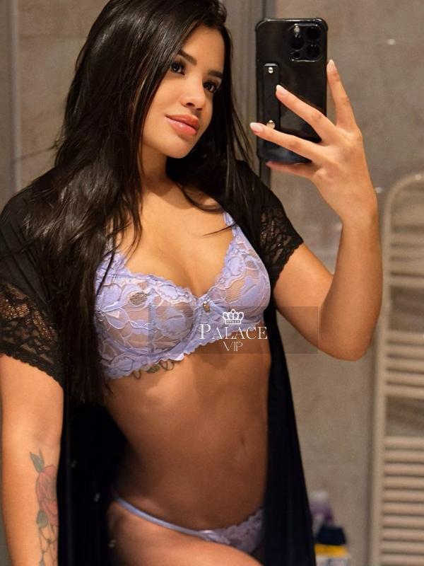 Alana, , Brazilian Escort