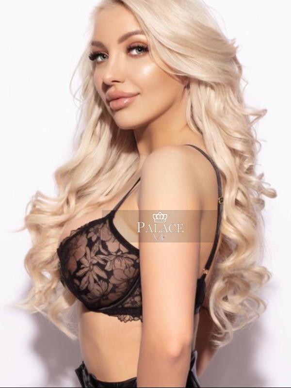 Gina, Earls Court, Russian  Escort
