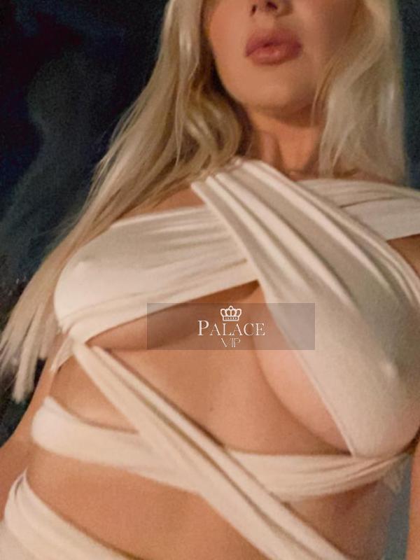 Ariana, Outcall Only, American Escort