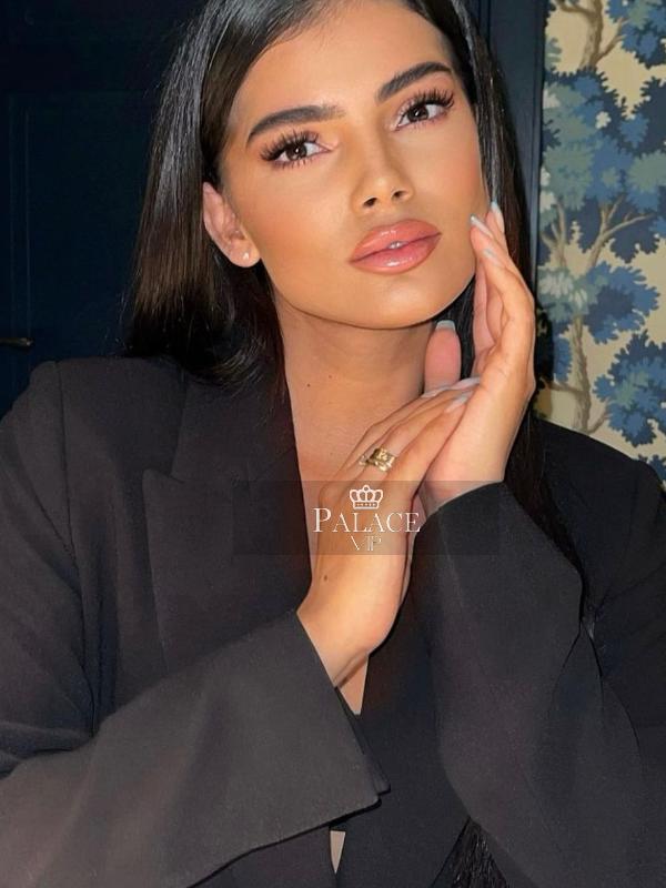 Yuliet, Bayswater, Cuban Escort