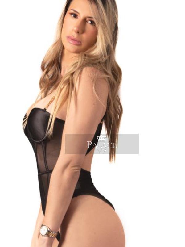 Molly, Kensington, Brazilian  Escort