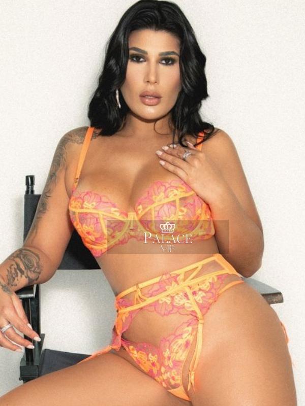 Tati, Kensington, Brazilian Escort