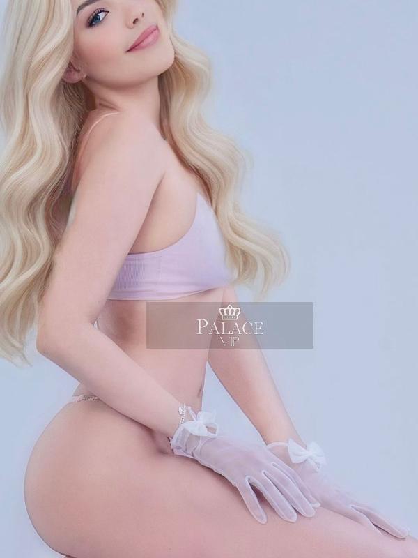 Mika, Marylebone, Brazilian Escort