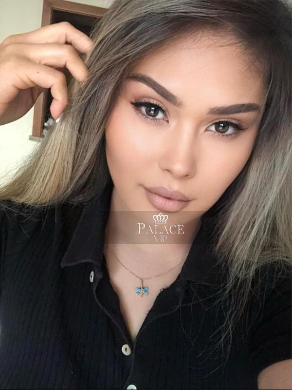 Debra, Kensington, Russian Escort