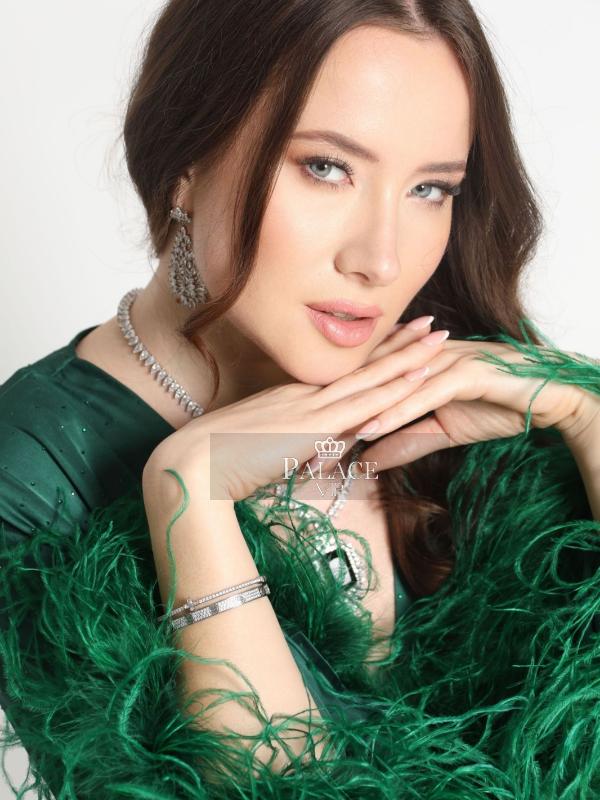 Alina, International Travel, Russian  Escort