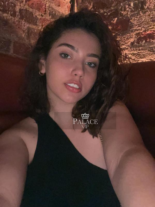 Eva, , Brazilian Escort