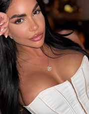 Maria (24)