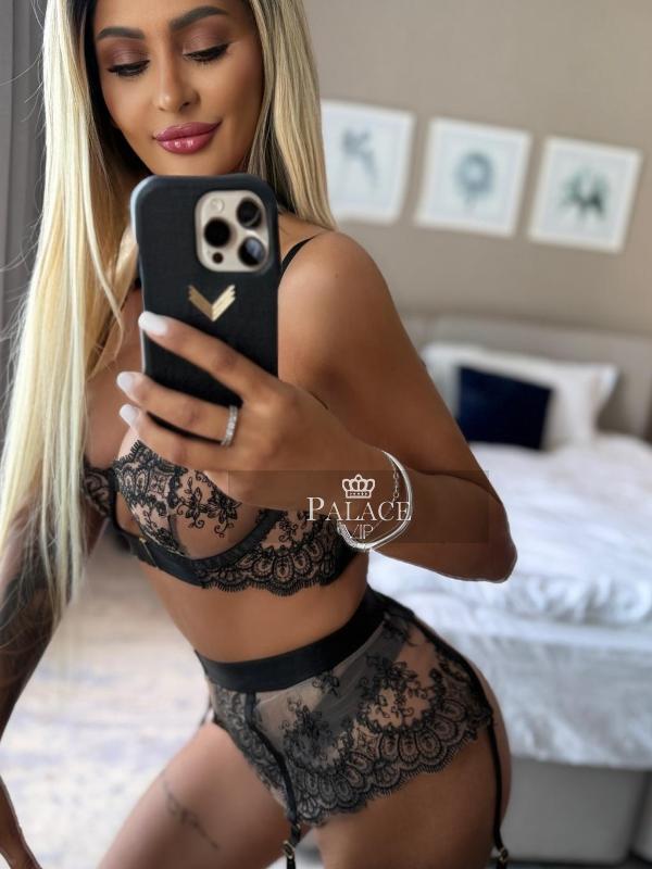 Valeria, Gloucester Rd, Eastern European Escort