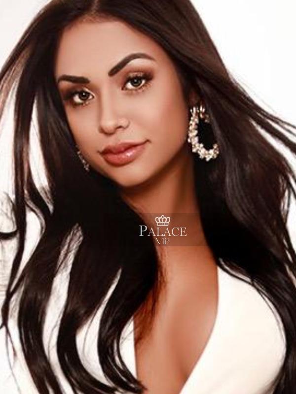 Karine, Notting Hill, Brazilian Escort
