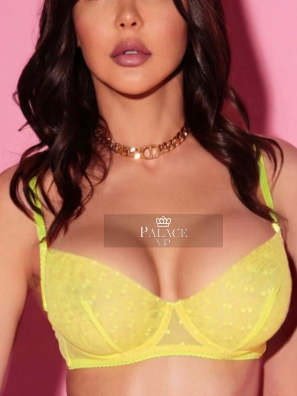 Kamelia, Earls Court, Russian  Escort