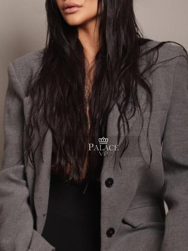 Suzanne, Kensington, Brazilian Escort