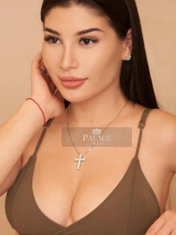 Larissa, South Kensington, Russian Escort