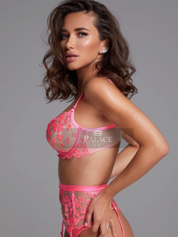 Albina, Paddington, Russian  Escort