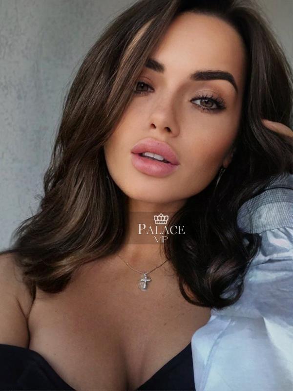 Renata, Earls Court, Russian  Escort