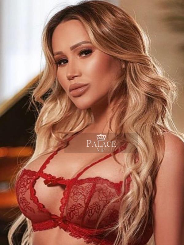 Victoria, South Kensington, Brazilian  Escort