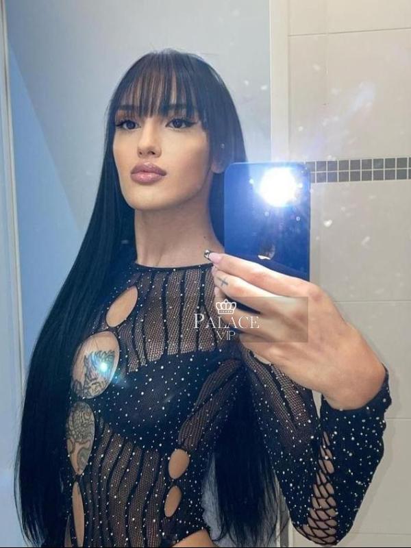 Giovanna, South Kensington, Brazilian Escort