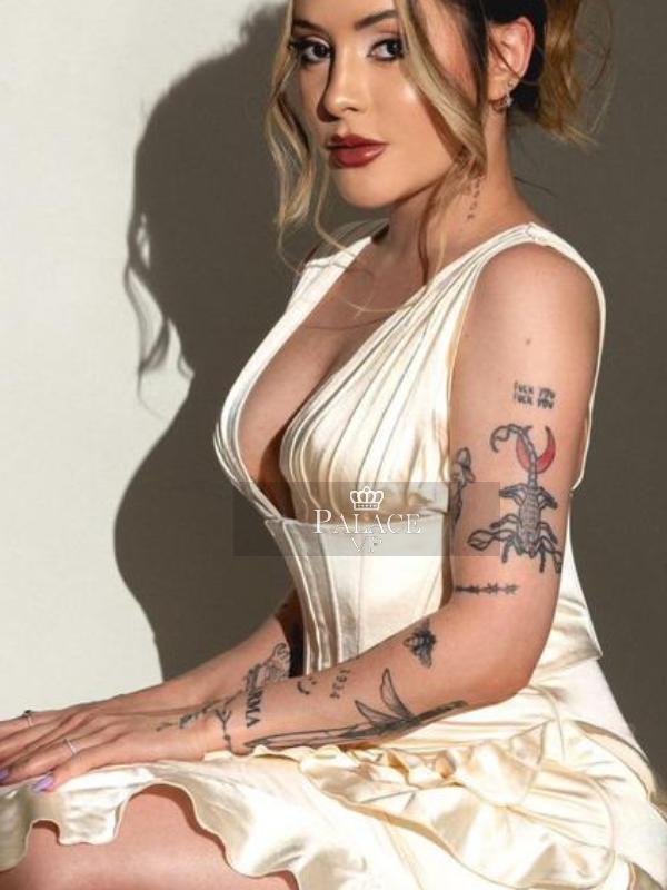 Alexa, Earls Court, Brazilian Escort